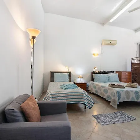 Holiday Studio Medronhal * Faro