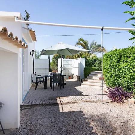 Holiday Studio Medronhal *